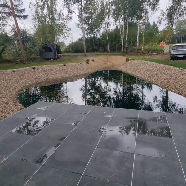 terasos į vandenį statyba.Akmeninė terasa